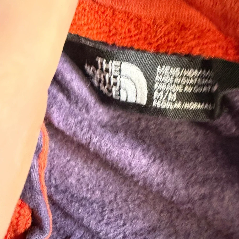 The North Face Mens Purple Orange Box Logo Pullover Hoodie Sweatshirt Medium